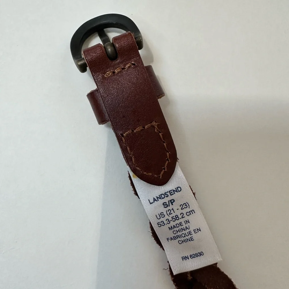 Lands’ End Kids Thin Leather Braided Belt - size Small (6/8)